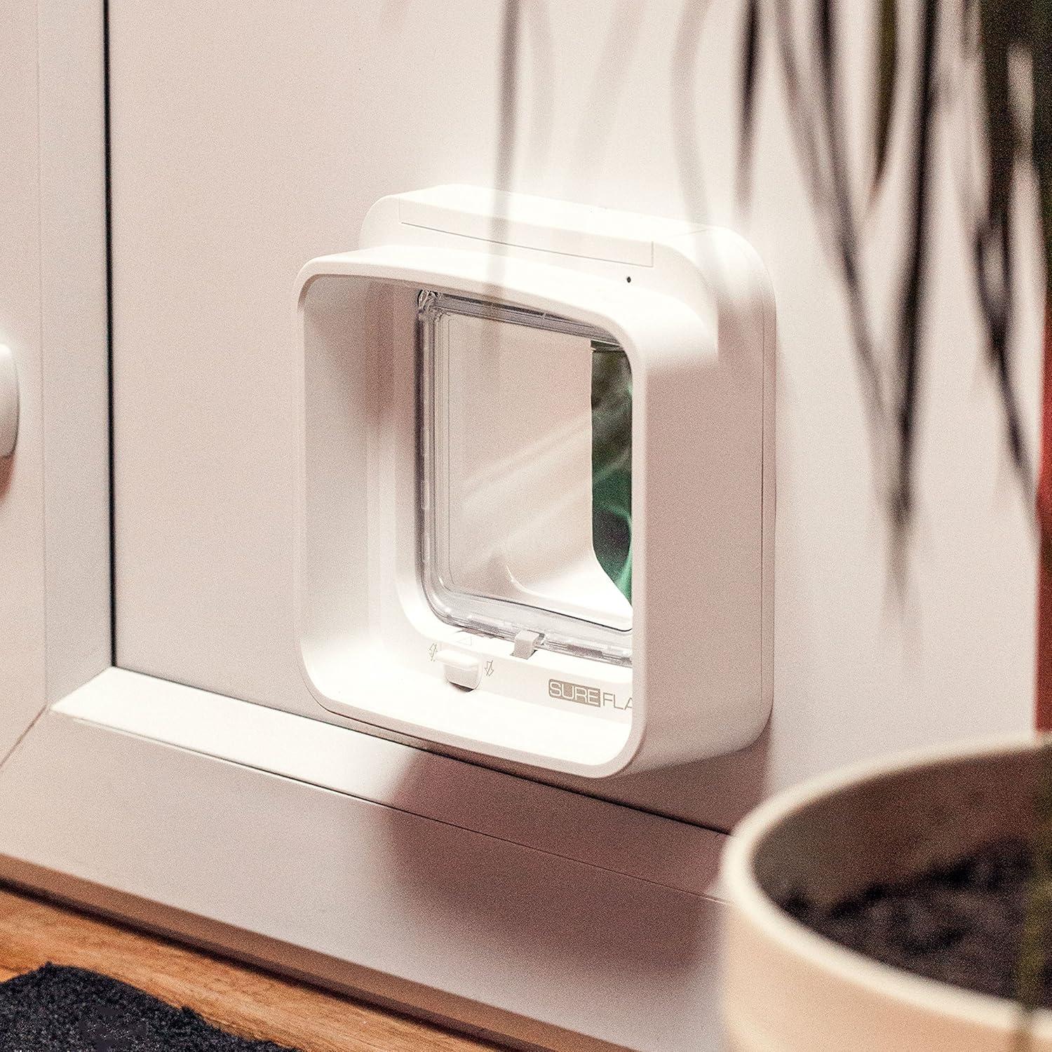 image:imageSureFlap DualScan Microchip Cat Door Door Opening is 4 34 H x 5 58 W